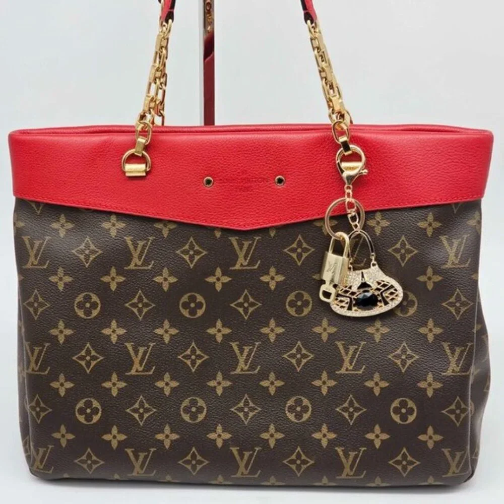 Authentic Louis Vuitton Padlock & Key Gold ✨Unbranded Bag Charm Keychain